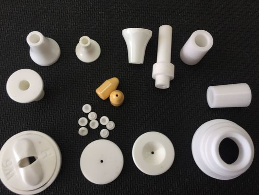 高い硬度密度のジルコニアの陶磁器の部品6.0g/cm3の陶磁器の砂を吹き付けるノズル