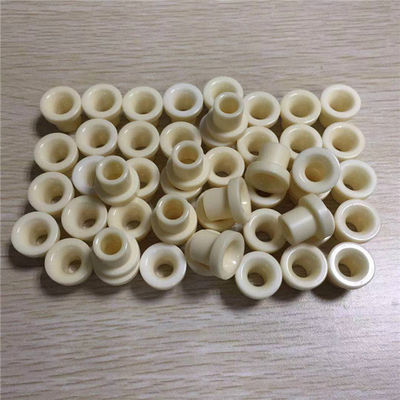 高い硬度の純粋な3.9g/Cm3アルミナの陶磁器の管の耐久性