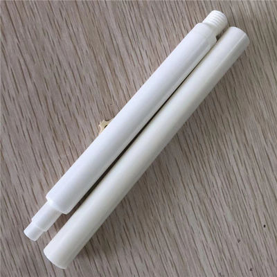 ZrO2 95%のジルコニアの陶磁器の棒の摩耗の産業抵抗200mm