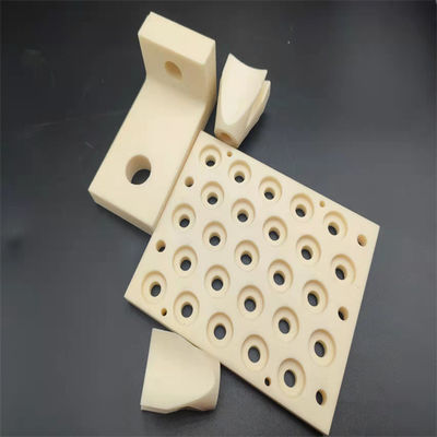 CNCのマシニング センターの高精度の酸化アルミニウムの版はカスタマイズした